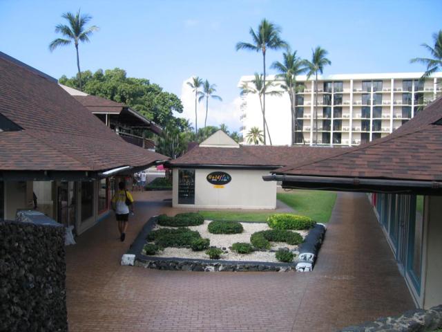 Hotel & Shopping Center