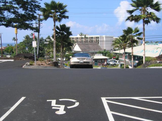 Shopping Center Maui pic 1